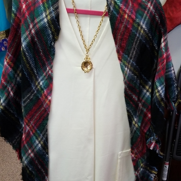 Plaid Scarf Shawl - Picture 3 of 4